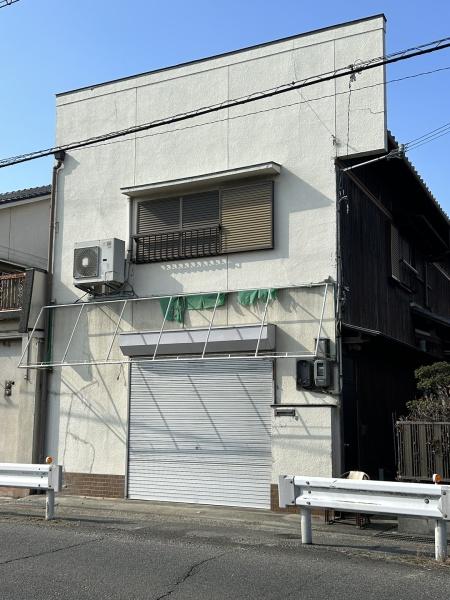神戸市西区岩岡町岩岡の中古テラスハウス