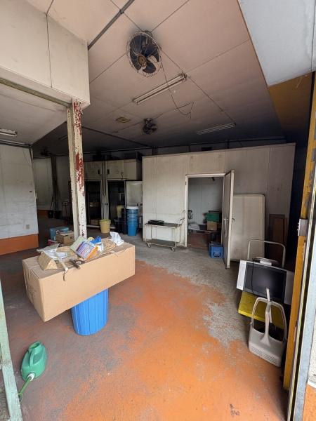 加西市牛居町店舗