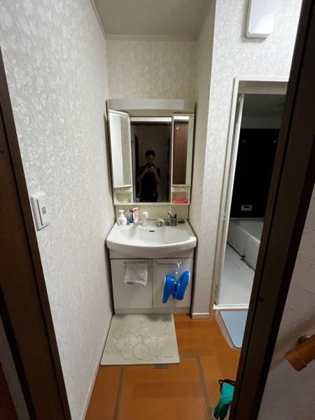 伊丹市北伊丹6丁目の中古一戸建て(洗面台・洗面所)