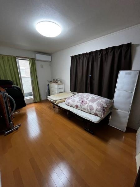 伊丹市北伊丹6丁目の中古一戸建て(洋室)