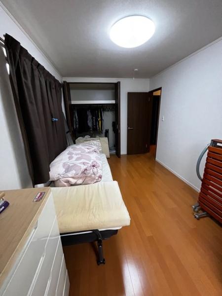 伊丹市北伊丹6丁目の中古一戸建て(洋室)