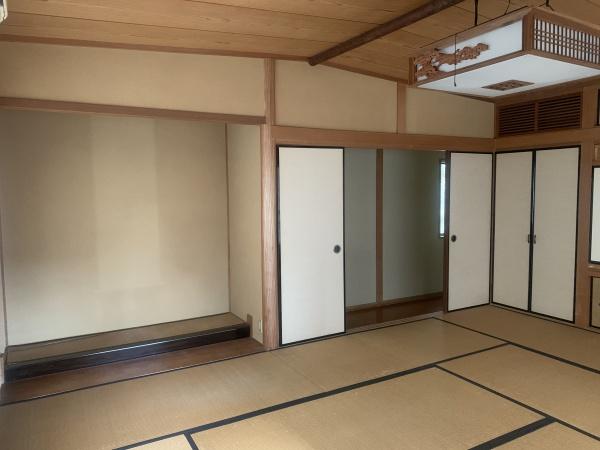 川西市平野１丁目の中古一戸建て