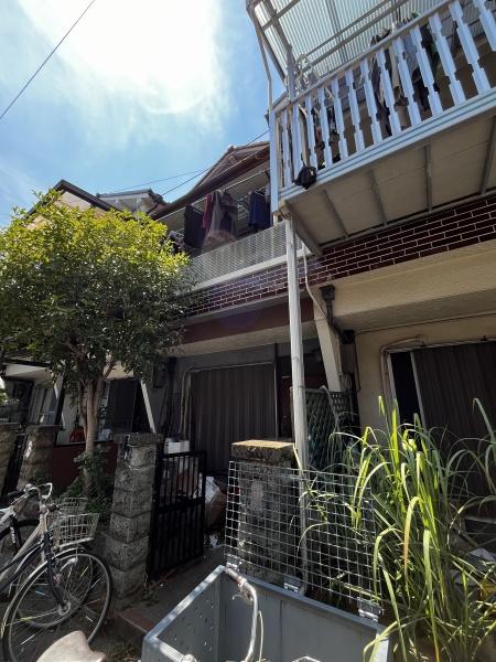 尼崎市善法寺町の中古テラスハウス