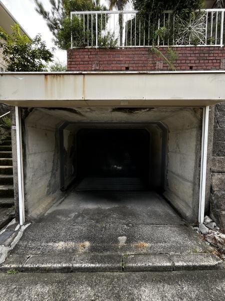 川西市湯山台２丁目の中古一戸建て