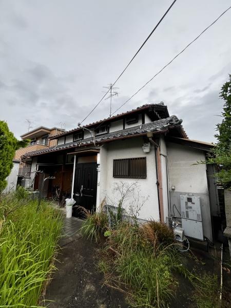 伊丹市春日丘６丁目の中古一戸建