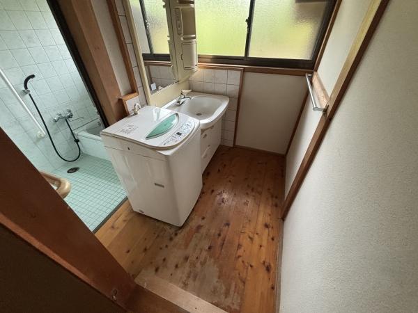 三木市吉川町上荒川の中古一戸建