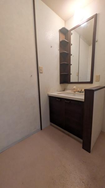 志摩市阿児町鵜方の中古一戸建て