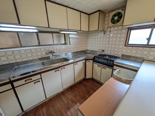 尾鷲市九鬼町の中古一戸建て(キッチン)