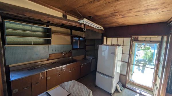 半田市亀崎月見町4丁目の中古一戸建て(キッチン)