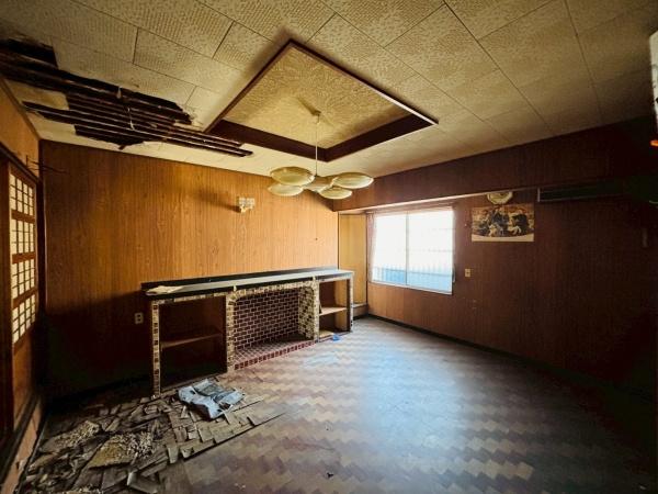 西尾市一色町一色西屋敷の中古一戸建て