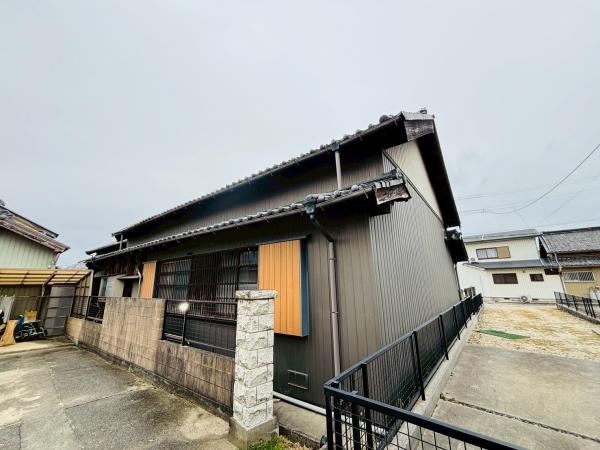 西尾市一色町一色西屋敷の中古一戸建て