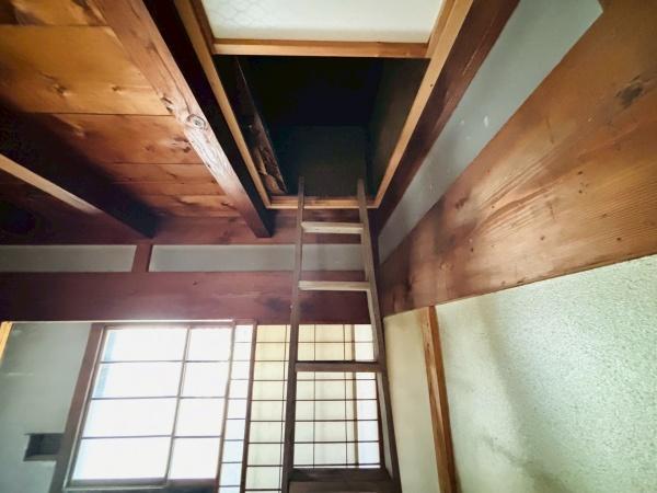 西尾市一色町一色西屋敷の中古一戸建て