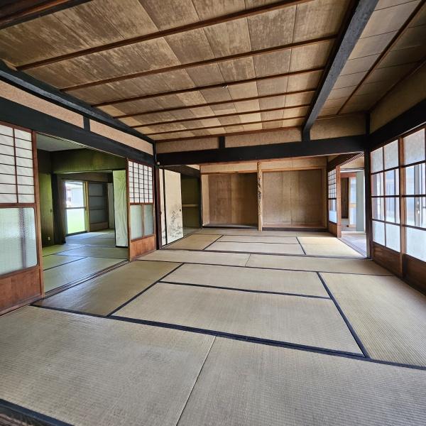 米原市新庄の中古一戸建て