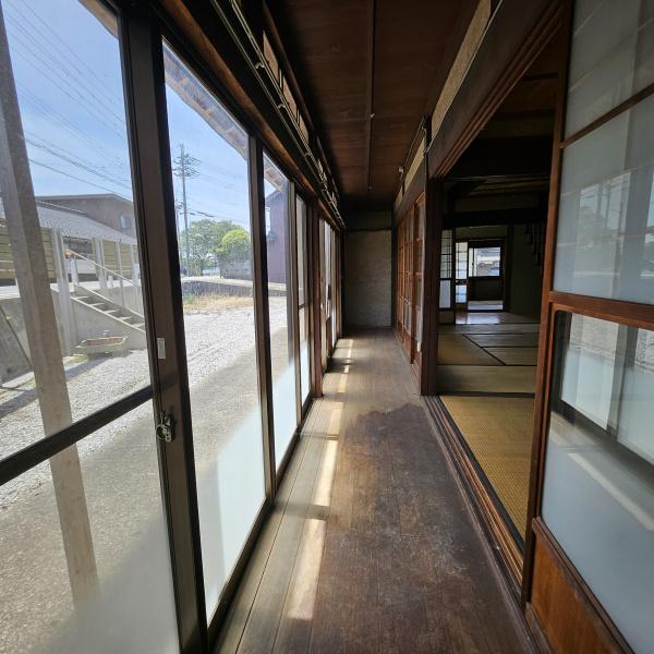 米原市新庄の中古一戸建て