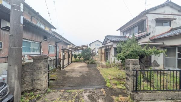 羽島市竹鼻町狐穴の中古一戸建て