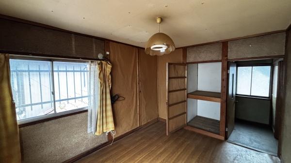 半田市港本町３丁目の中古一戸建て