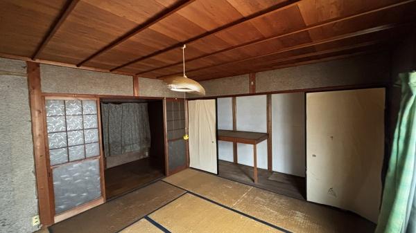 半田市港本町３丁目の中古一戸建て