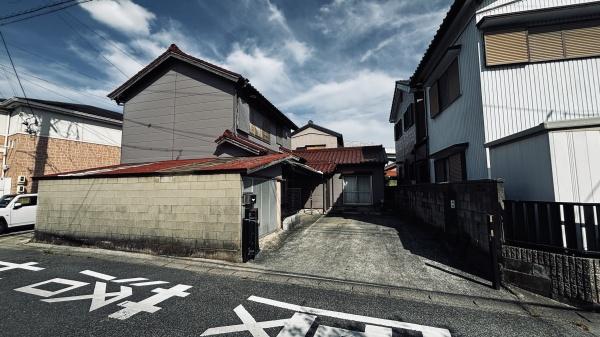 半田市港本町３丁目の中古一戸建て