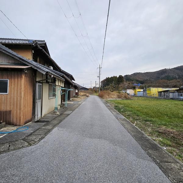 米原市一色の土地