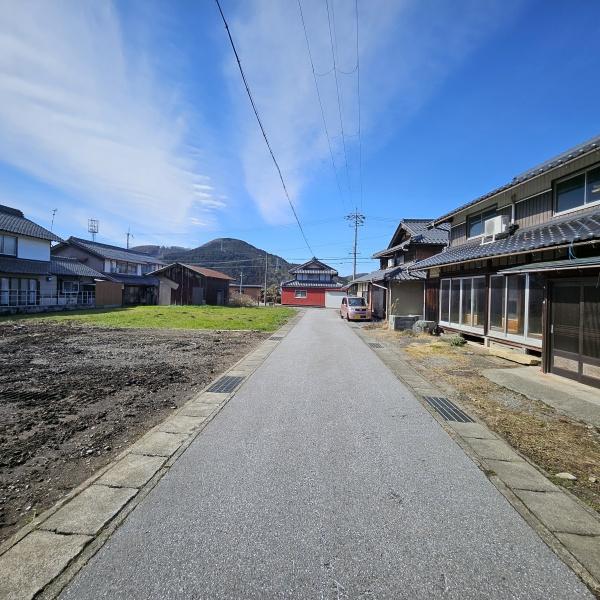 米原市一色の土地