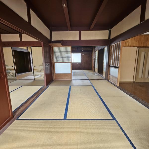 米原市一色の土地