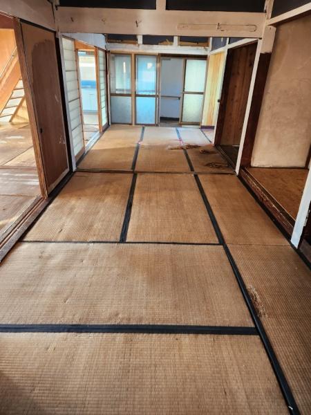 米原市一色の土地