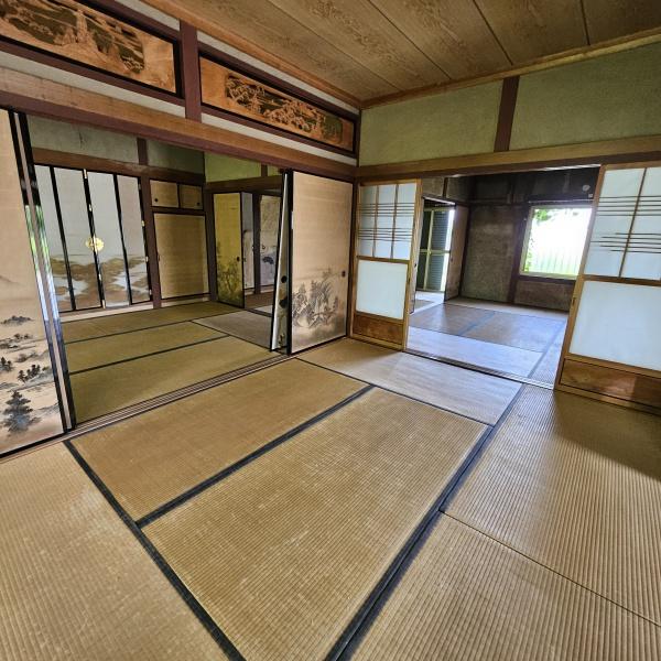 彦根市日夏町の中古一戸建