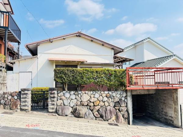 瀬戸市上松山町２丁目の中古一戸建