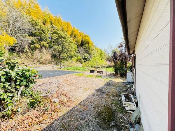 半田市有脇町１５丁目の土地