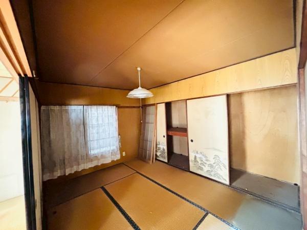 半田市港本町４丁目の中古一戸建て
