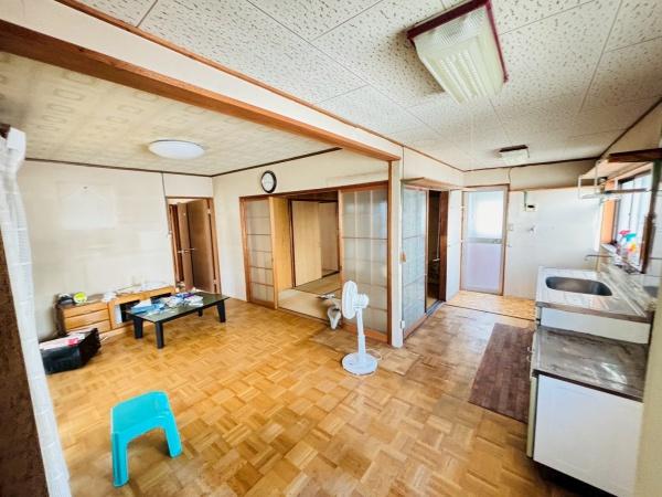 半田市港本町４丁目の中古一戸建