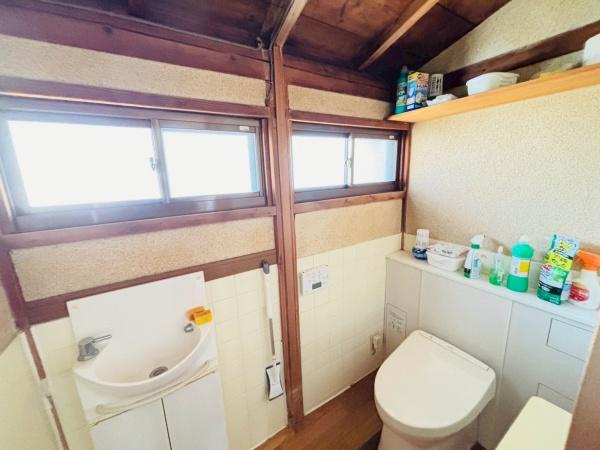半田市港本町４丁目の中古一戸建て