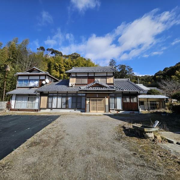 湖南市岩根の中古一戸建