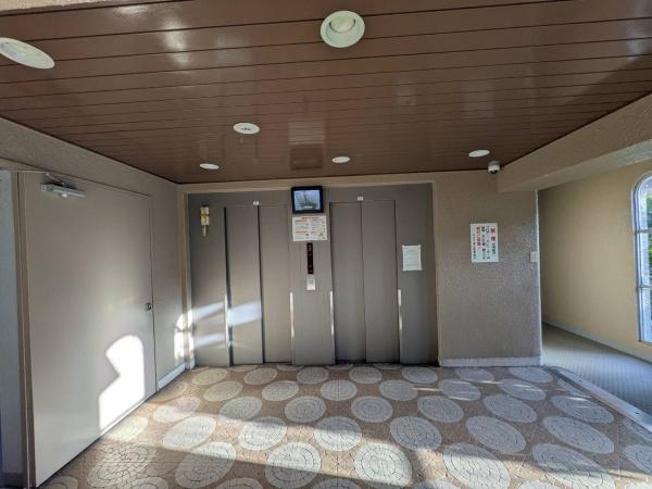 ルネ千里丘１号棟