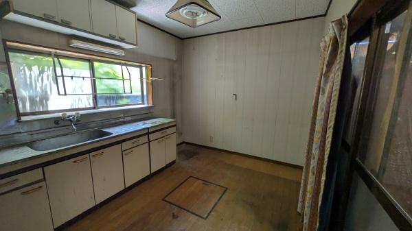 半田市栄町４丁目の中古一戸建