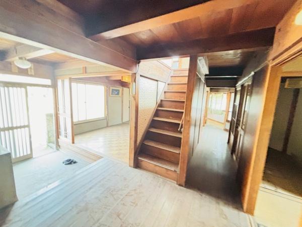 常滑市大谷字奥条　中古戸建