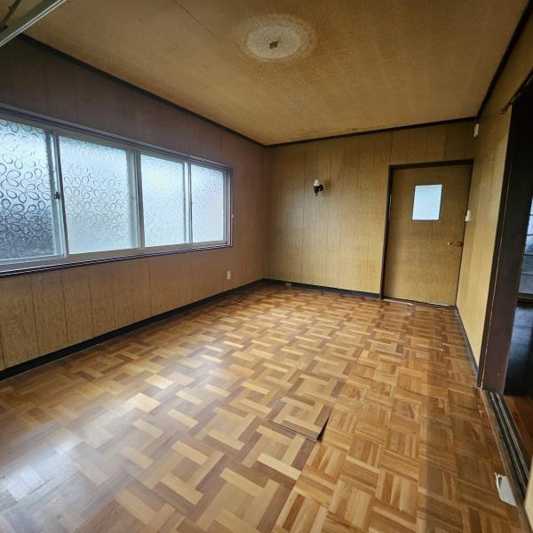 東近江市きぬがさ町の中古一戸建て