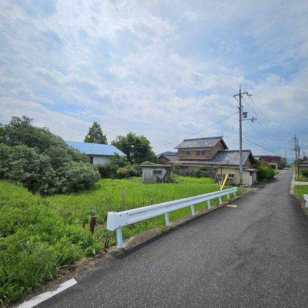 東近江市きぬがさ町の中古一戸建て