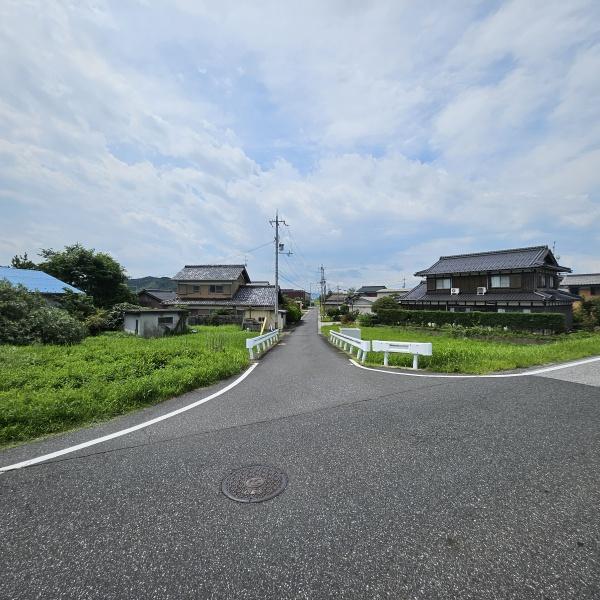 東近江市きぬがさ町の中古一戸建て