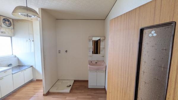 あま市新居屋鶴田の中古一戸建
