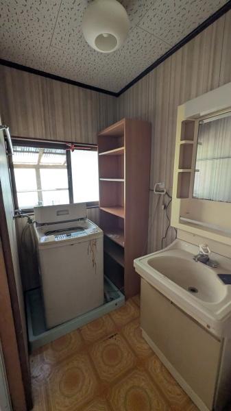 弥富市西中地町五右の中古一戸建て