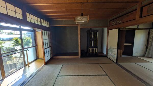 弥富市西中地町五右の中古一戸建