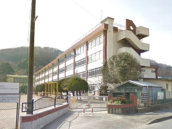 入間郡越生町大字如意の土地(越生町立越生小学校)