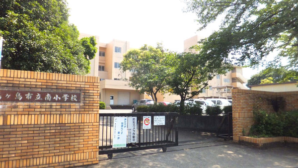 若葉グリーンプラザ弐番館(鶴ヶ島市立栄小学校)