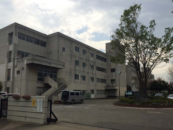 川越市川鶴1丁目 新築分譲住宅 全2棟 1号棟(川越市立川越西中学校)