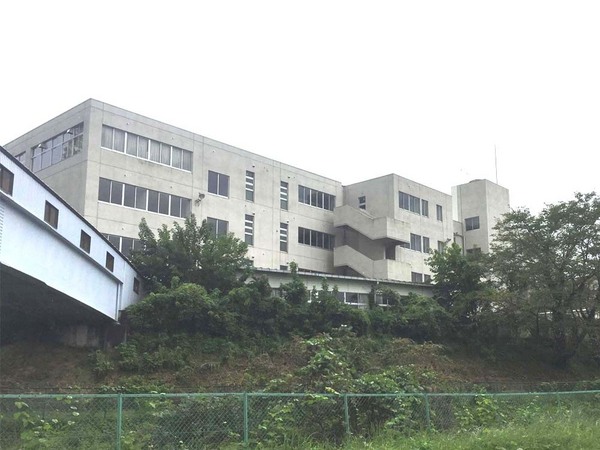 比企郡鳩山町鳩ヶ丘2丁目の中古一戸建て(鳩山町立鳩山中学校)