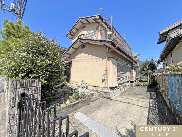 坂戸市鶴舞４丁目の中古一戸建て