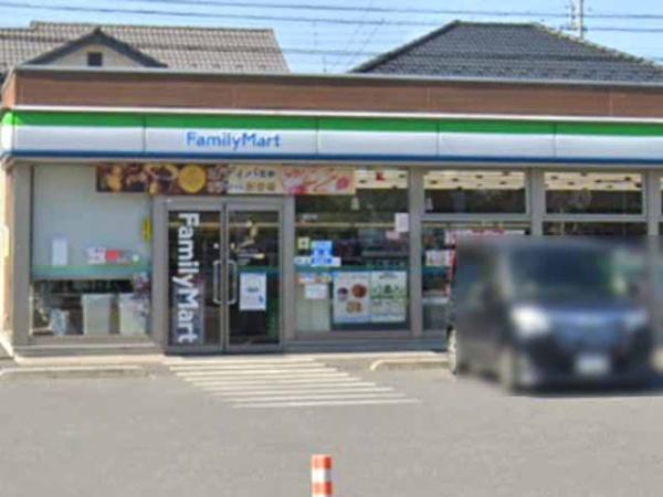 川越市伊勢原町4丁目の中古一戸建て(ファミリーマート川越伊勢原店)