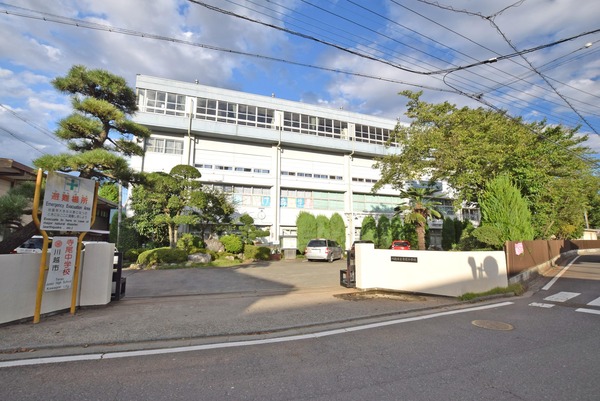 川越市稲荷町4期 新築分譲住宅 全2棟 2号棟(川越市立寺尾中学校)