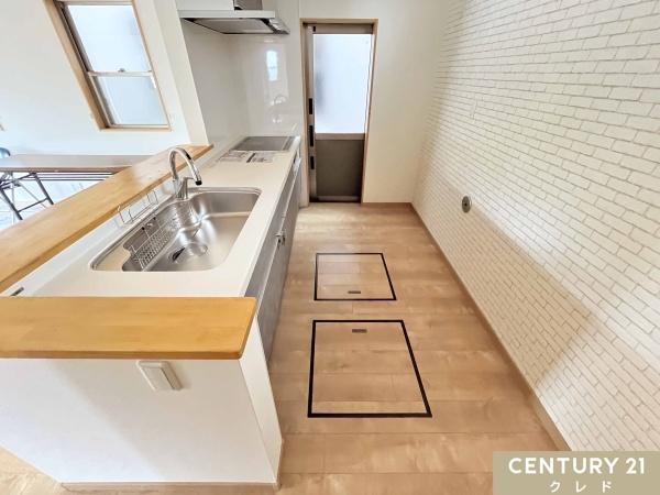 坂戸市関間３丁目の中古一戸建て